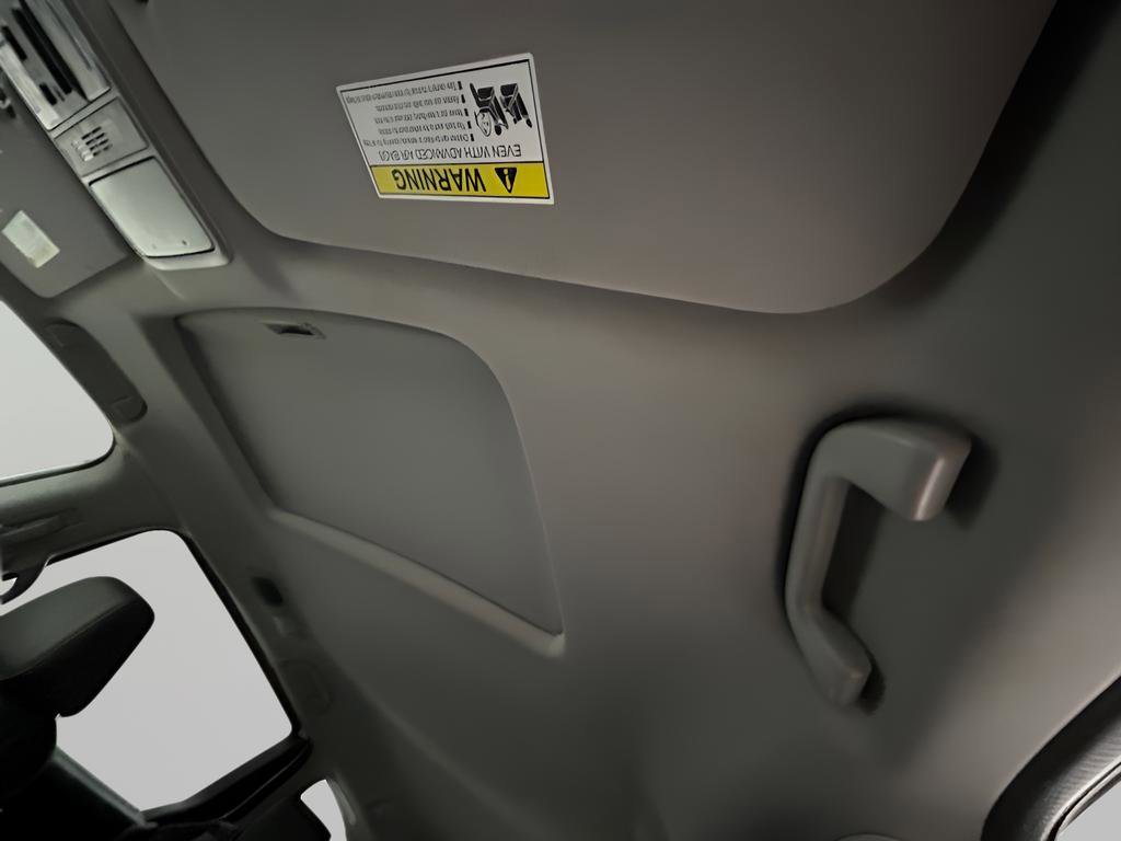 Used 2023 Honda Odyssey EX-L image 25