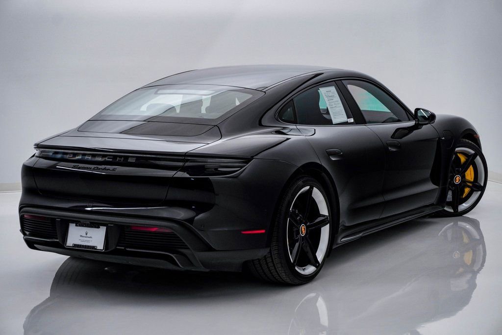 Used 2020 Porsche Taycan Turbo S image 11