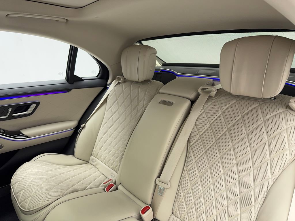 Used 2022 Mercedes-Benz S 500 4MATIC w/ Warmth & Comfort Package image 42