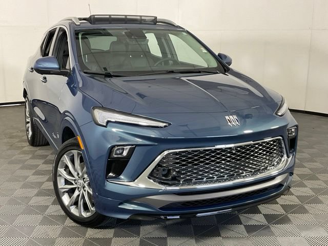 Used 2024 Buick Encore GX Avenir w/ Avenir Technology Package AWD/4WD image 45