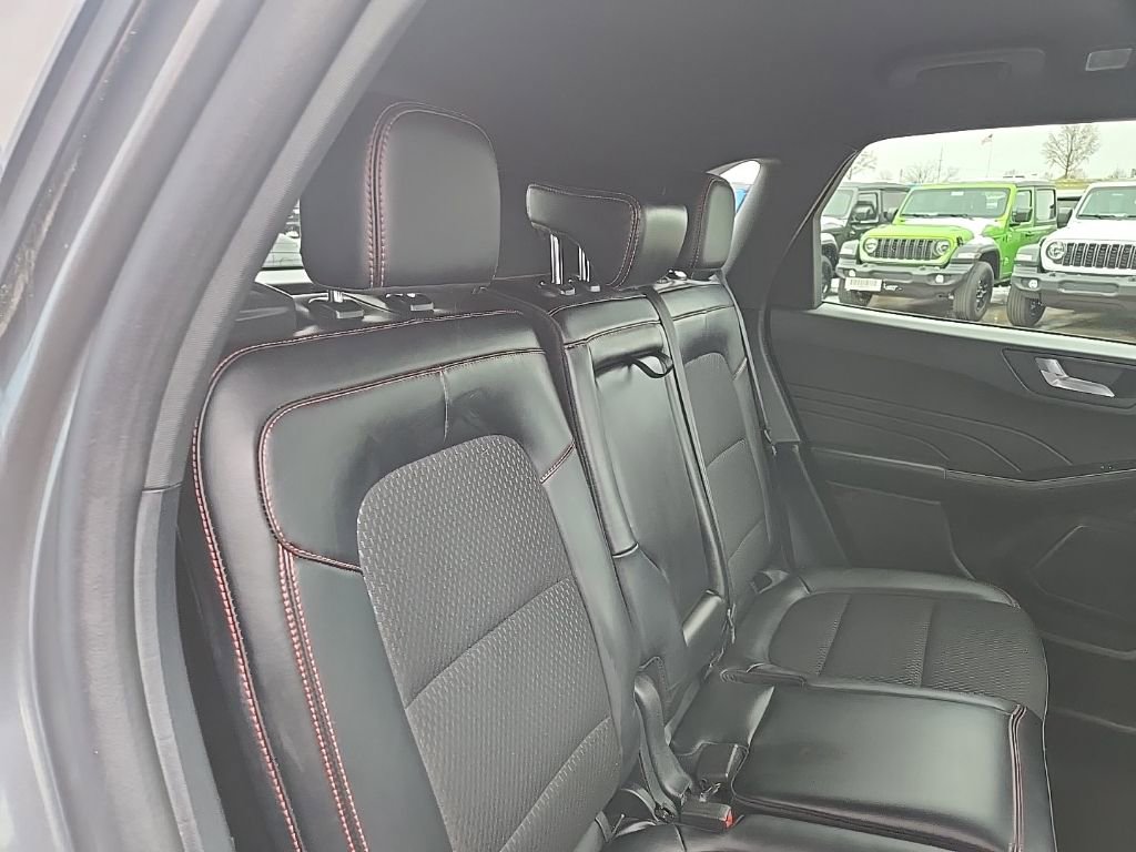 Used 2025 Ford Escape ST-Line image 74