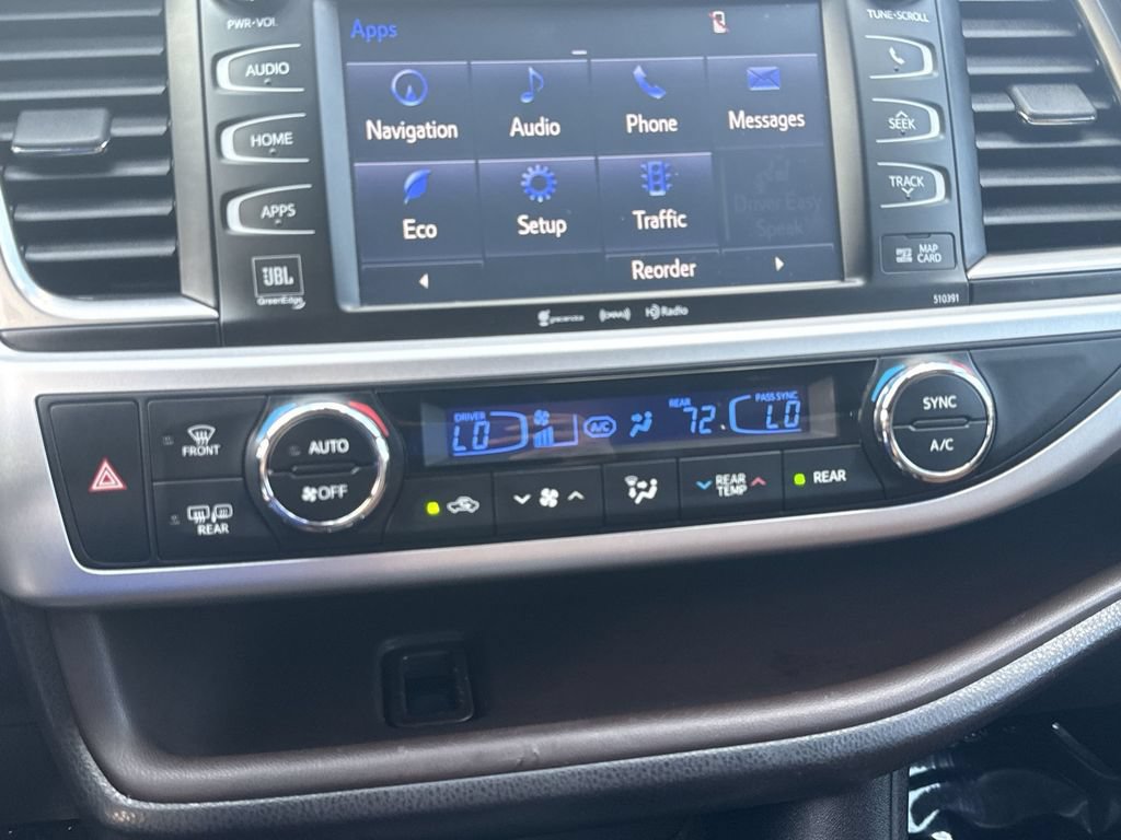 Used 2019 Toyota Highlander Limited Platinum AWD/4WD image 17
