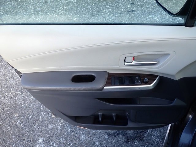 Used 2024 Toyota Sienna XLE image 21