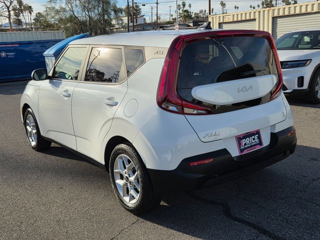 Used 2022 Kia Soul LX w/ Technology Package image 8