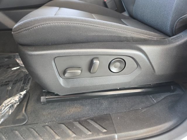 Used 2024 Chevrolet Colorado Trail Boss w/ Technology Package AWD/4WD image 42