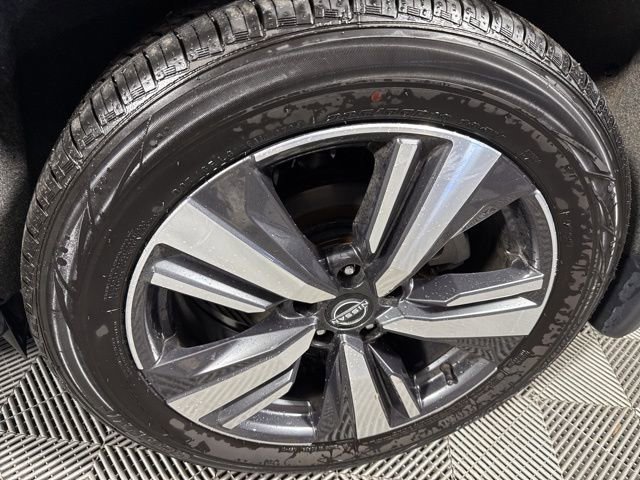Used 2023 Nissan Rogue Platinum w/ Platinum Premium Package image 15