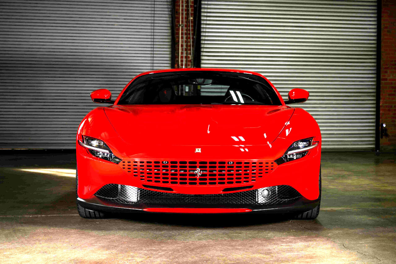 Used 2021 Ferrari Roma image 11
