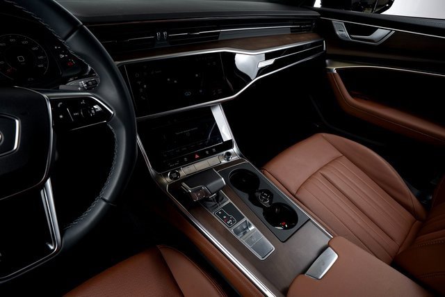 Used 2025 Audi A6 Premium Plus w/ Black Optic Package image 28