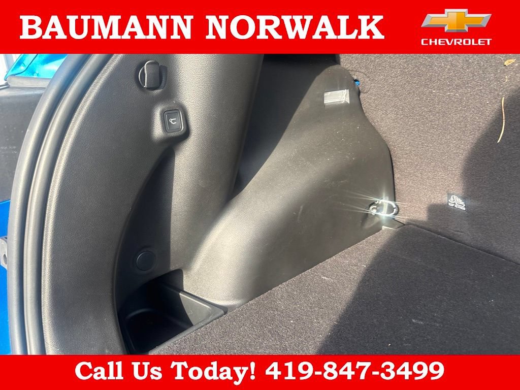 Used 2026 Jeep Compass Latitude w/ Sun and Sound Group AWD/4WD image 12