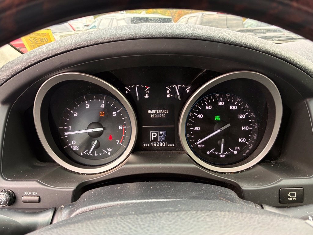 Used 2013 Toyota Land Cruiser AWD/4WD image 35