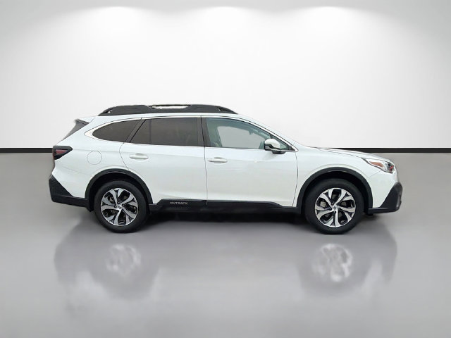 Used 2020 Subaru Outback Limited w/ Popular Package #2 AWD/4WD image 2