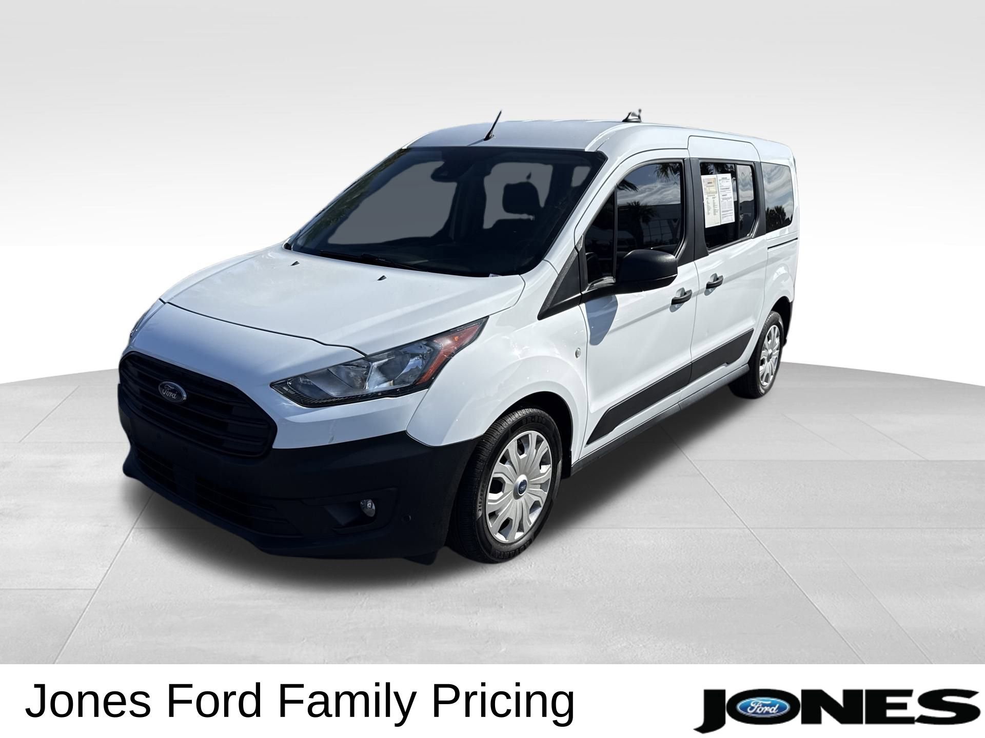 Used 2023 Ford Transit Connect XL image 3