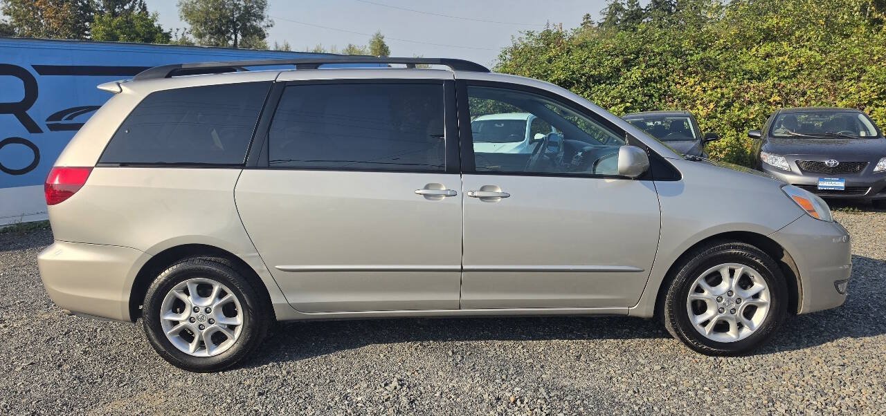 Used 2004 Toyota Sienna XLE w/ XLE Pkg 12 FWD image 8