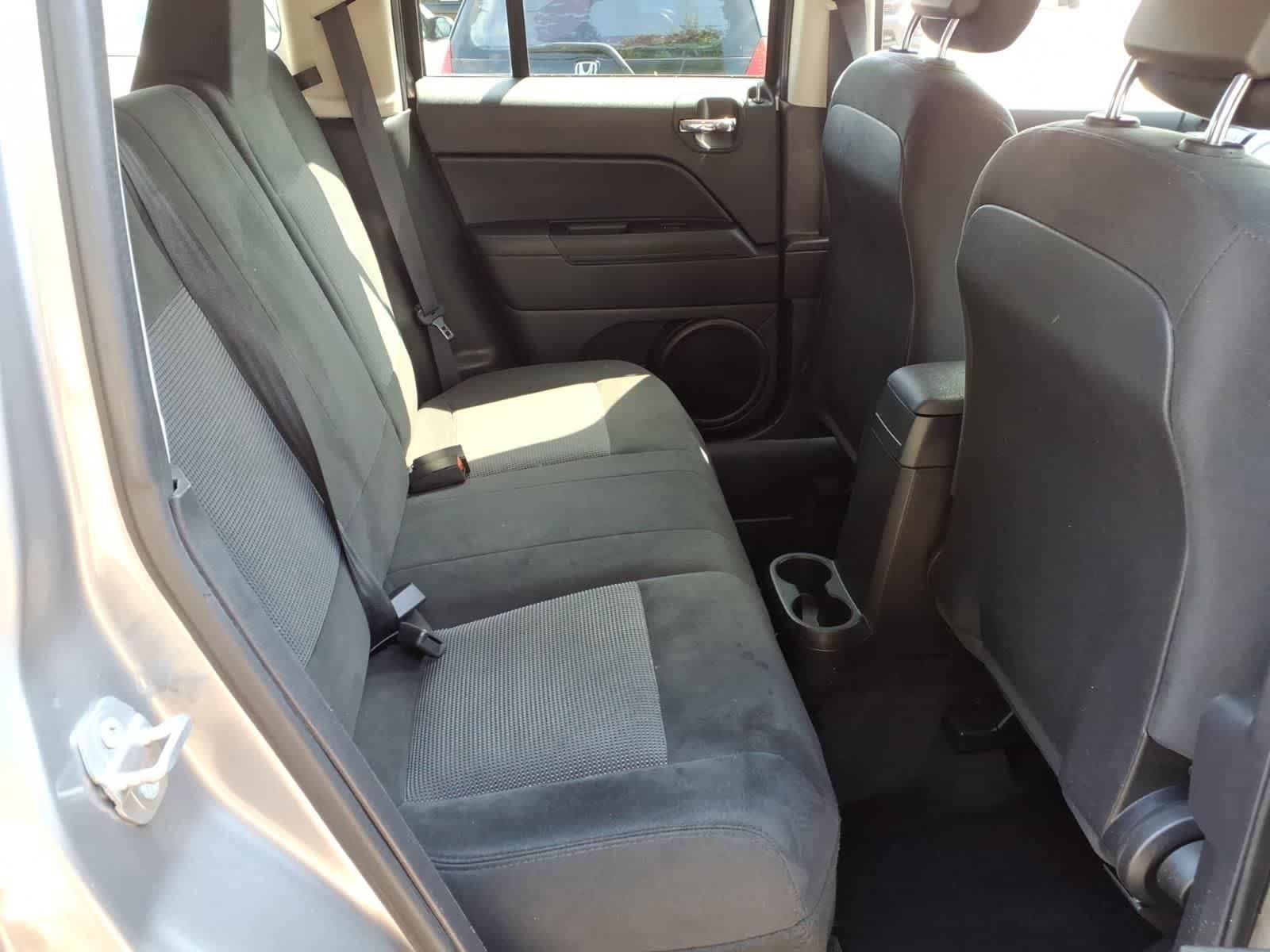 Used 2016 Jeep Patriot Sport w/ Power Value Group FWD image 13
