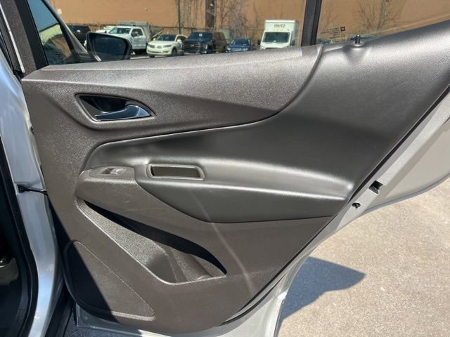 Used 2020 Chevrolet Equinox LT image 12
