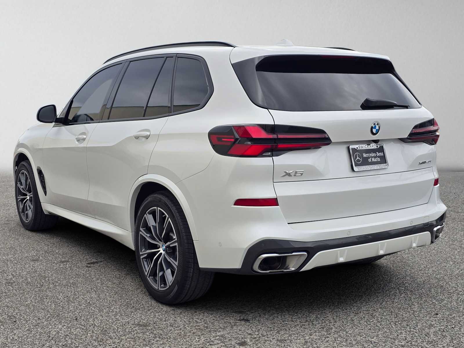 Used 2025 BMW X5 xDrive40i AWD/4WD image 5