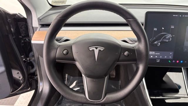 Used 2020 Tesla Model 3 Long Range AWD/4WD image 29