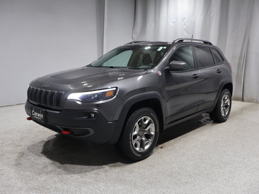Used 2019 Jeep Cherokee Trailhawk w/ Cold Weather Group AWD/4WD image 5