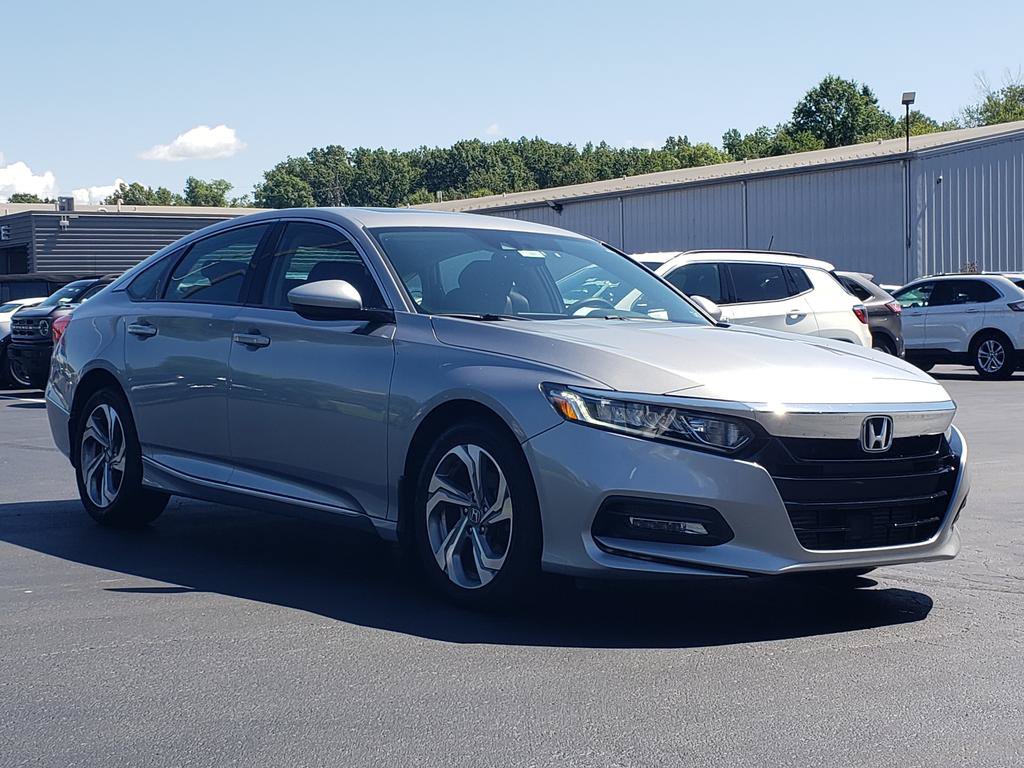 Used 2020 Honda Accord EX image 3