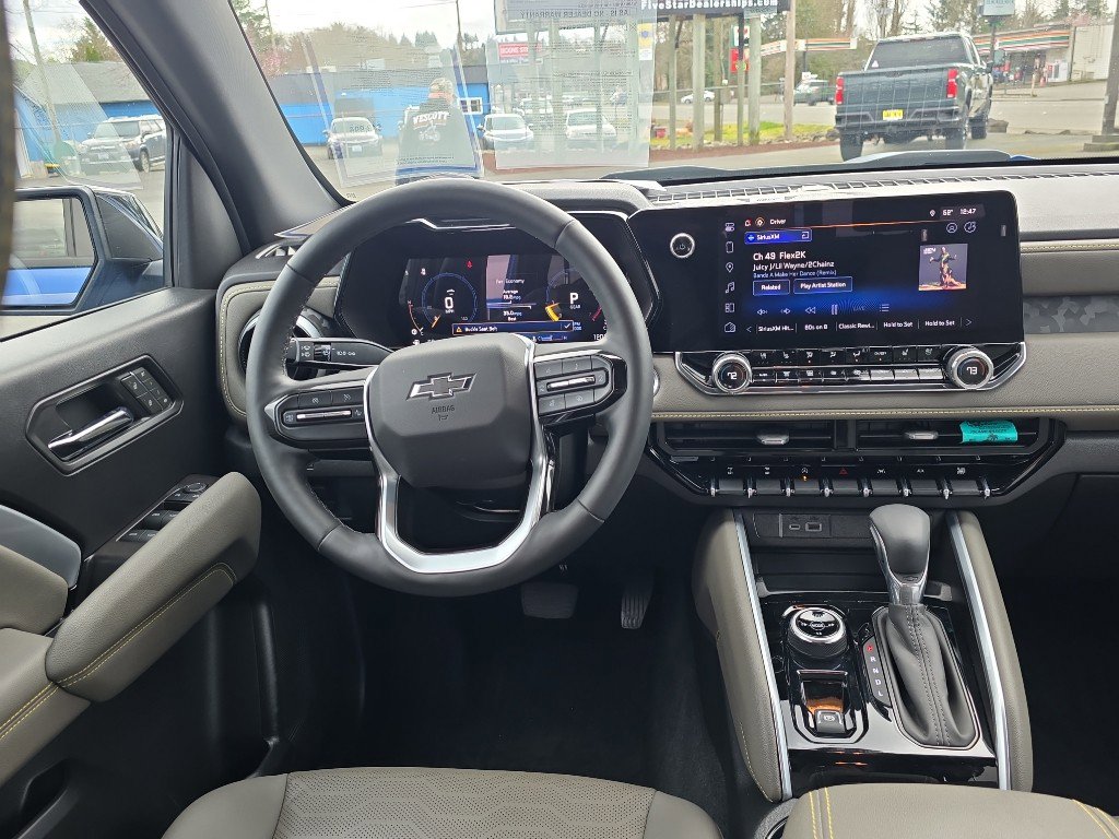 Used 2025 Chevrolet Colorado ZR2 w/ Technology Package image 21