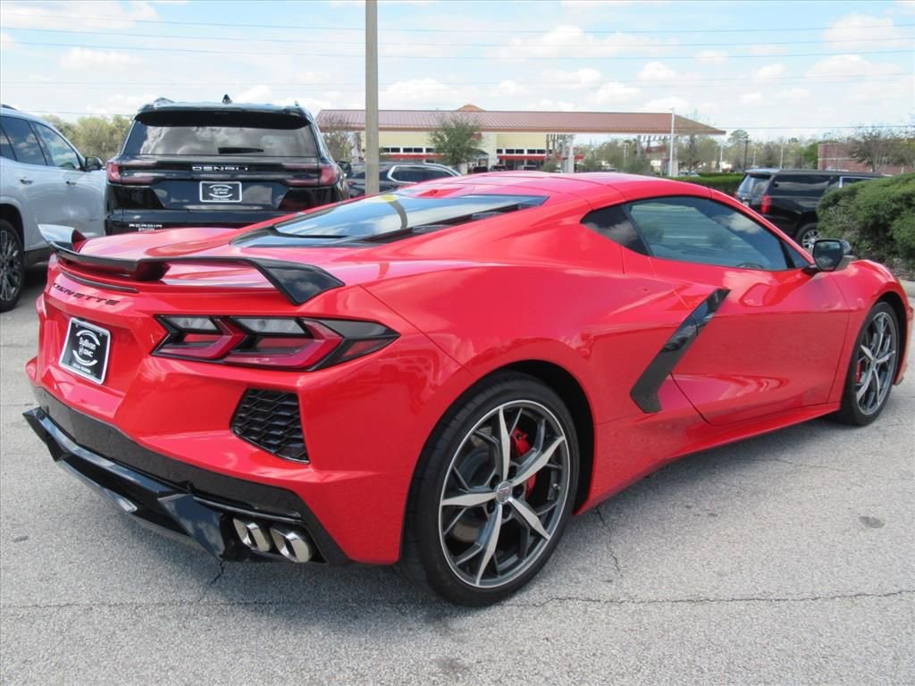 Used 2021 Chevrolet Corvette Stingray Premium Cpe w/ Z51 Performance Package image 6