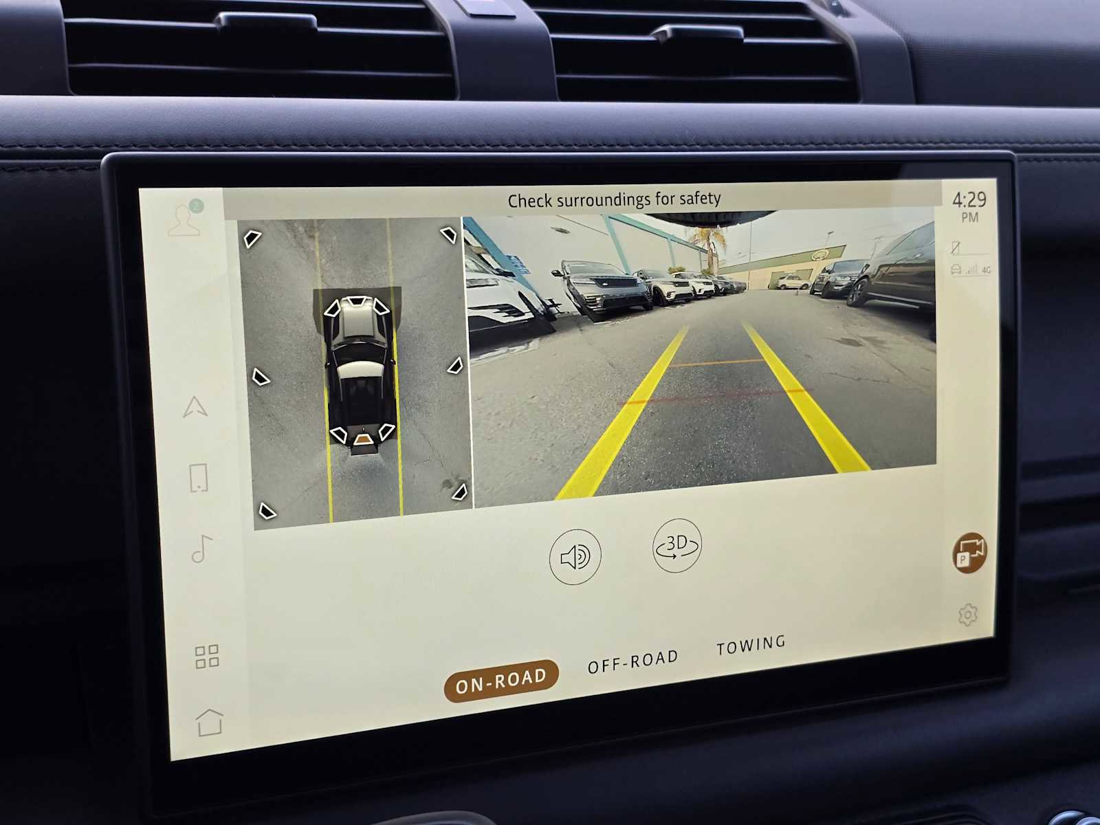 Certified 2024 Land Rover Defender 90 V8 image 30