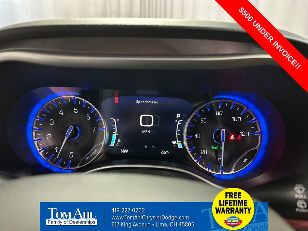 New 2026 Chrysler Voyager LX image 14