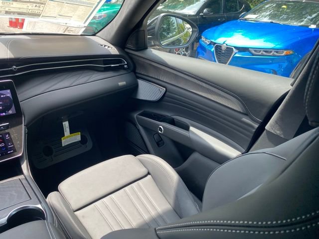 New 2025 Maserati Grecale GT image 44