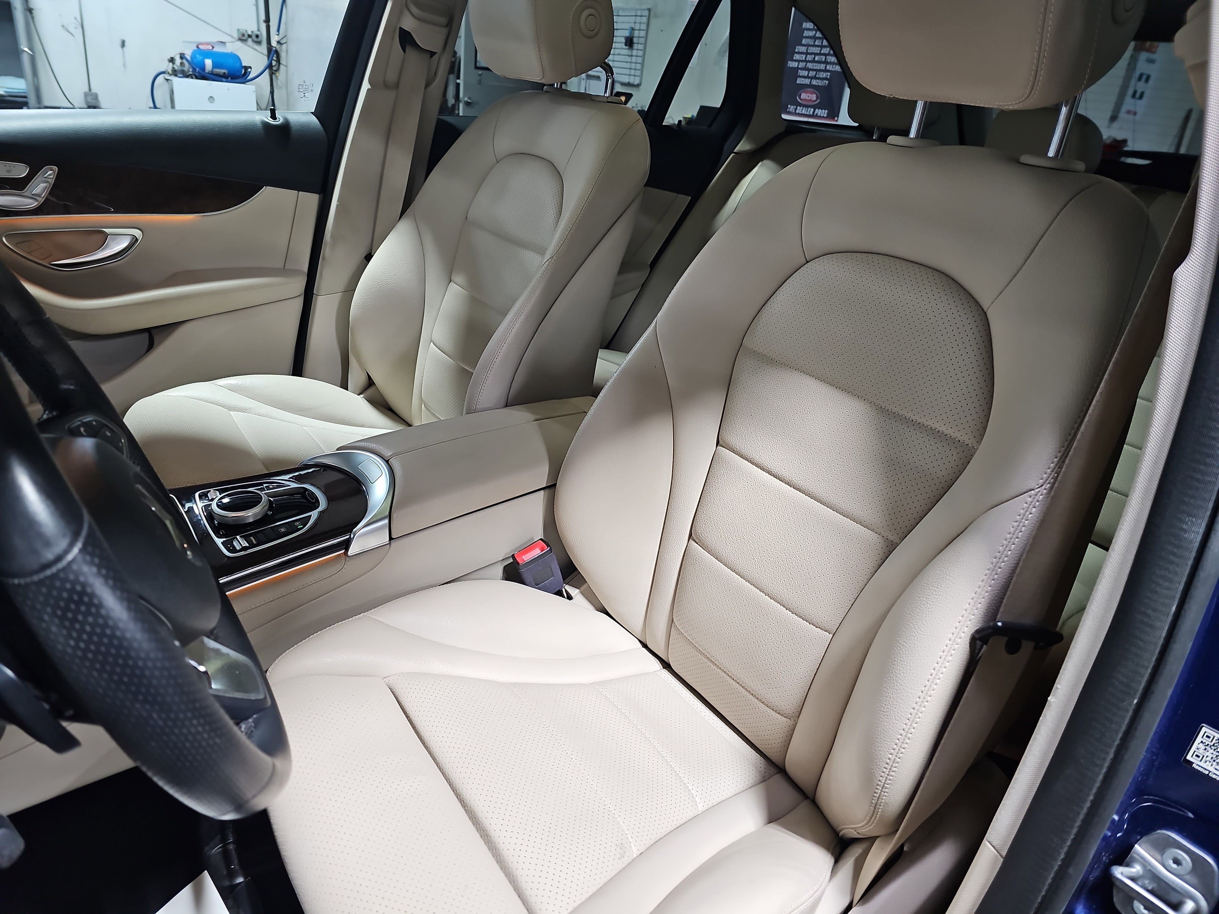 Used 2019 Mercedes-Benz GLC 300 image 15