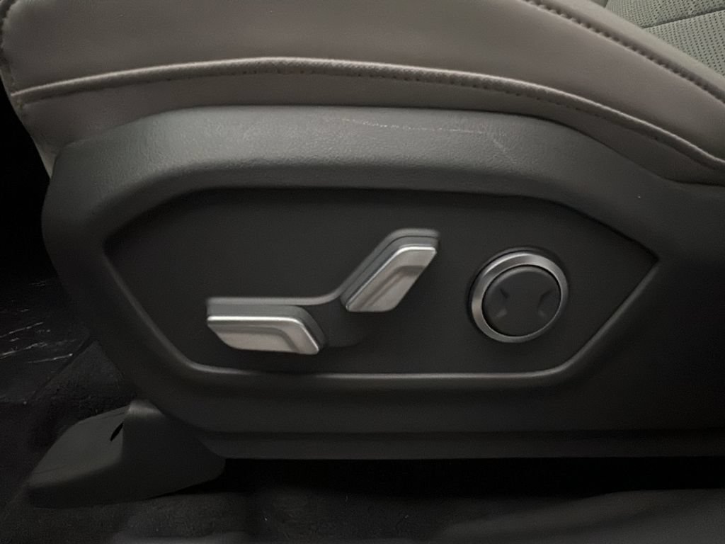 New 2026 Hyundai Santa Fe SEL AWD/4WD image 11