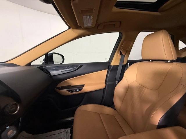 Used 2023 Lexus NX 250 FWD w/ Towing Package (2000 Lbs) image 18