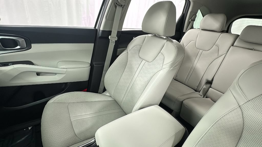 New 2026 Kia Sorento S AWD/4WD image 13
