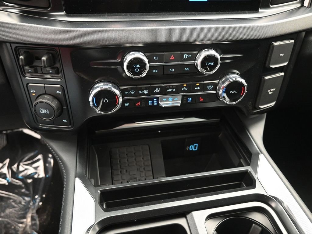New 2026 Ford F450 Platinum image 9