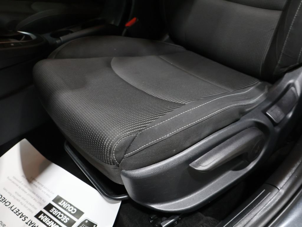 Used 2021 Kia Forte LXS image 11