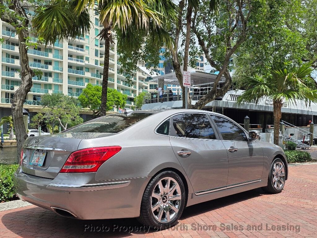 Used 2013 Hyundai Equus Signature RWD image 6