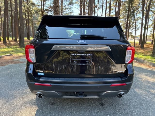 Used 2023 Ford Explorer XLT w/ Equipment Group 202A image 4