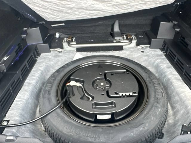 Used 2023 Nissan Rogue SV FWD image 44