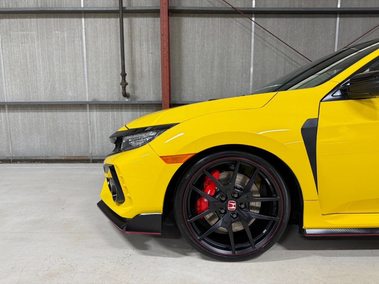 Used 2021 Honda Civic Type R Limited image 25