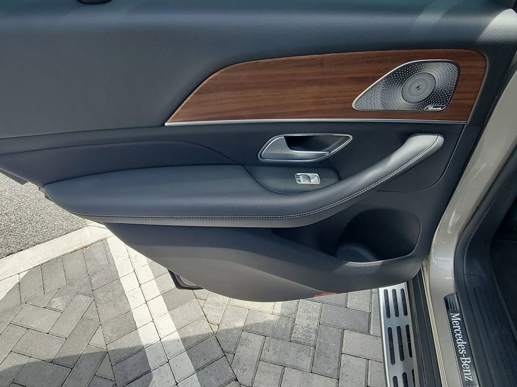 Used 2022 Mercedes-Benz GLE 350 image 22