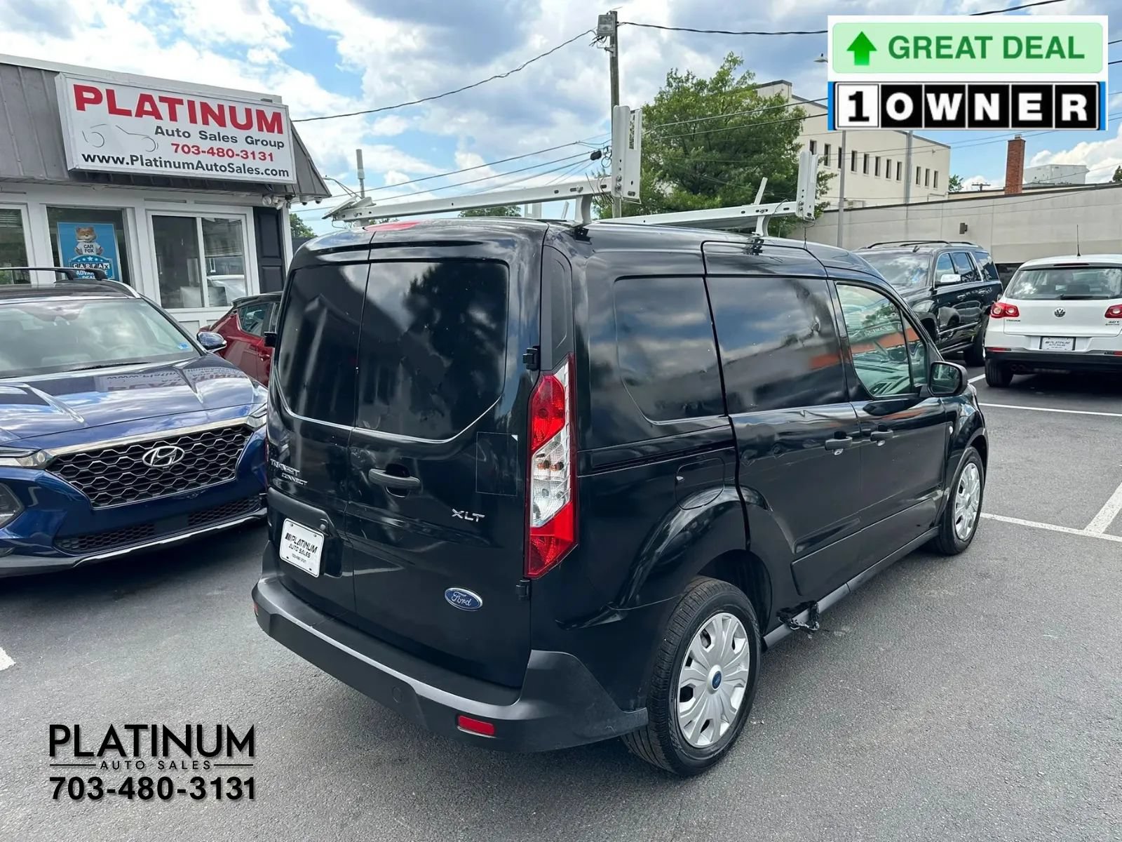 Used 2023 Ford Transit Connect XLT FWD image 4