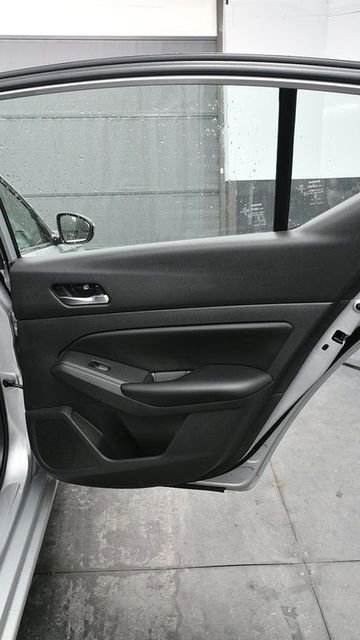 Used 2021 Nissan Altima 2.5 S FWD image 14