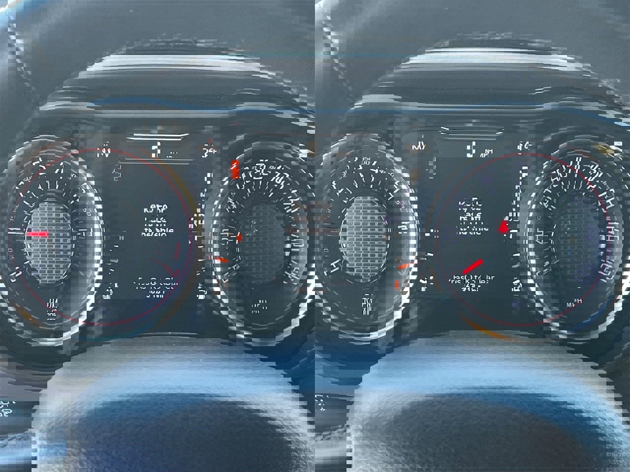 Used 2019 Dodge Challenger SXT image 28