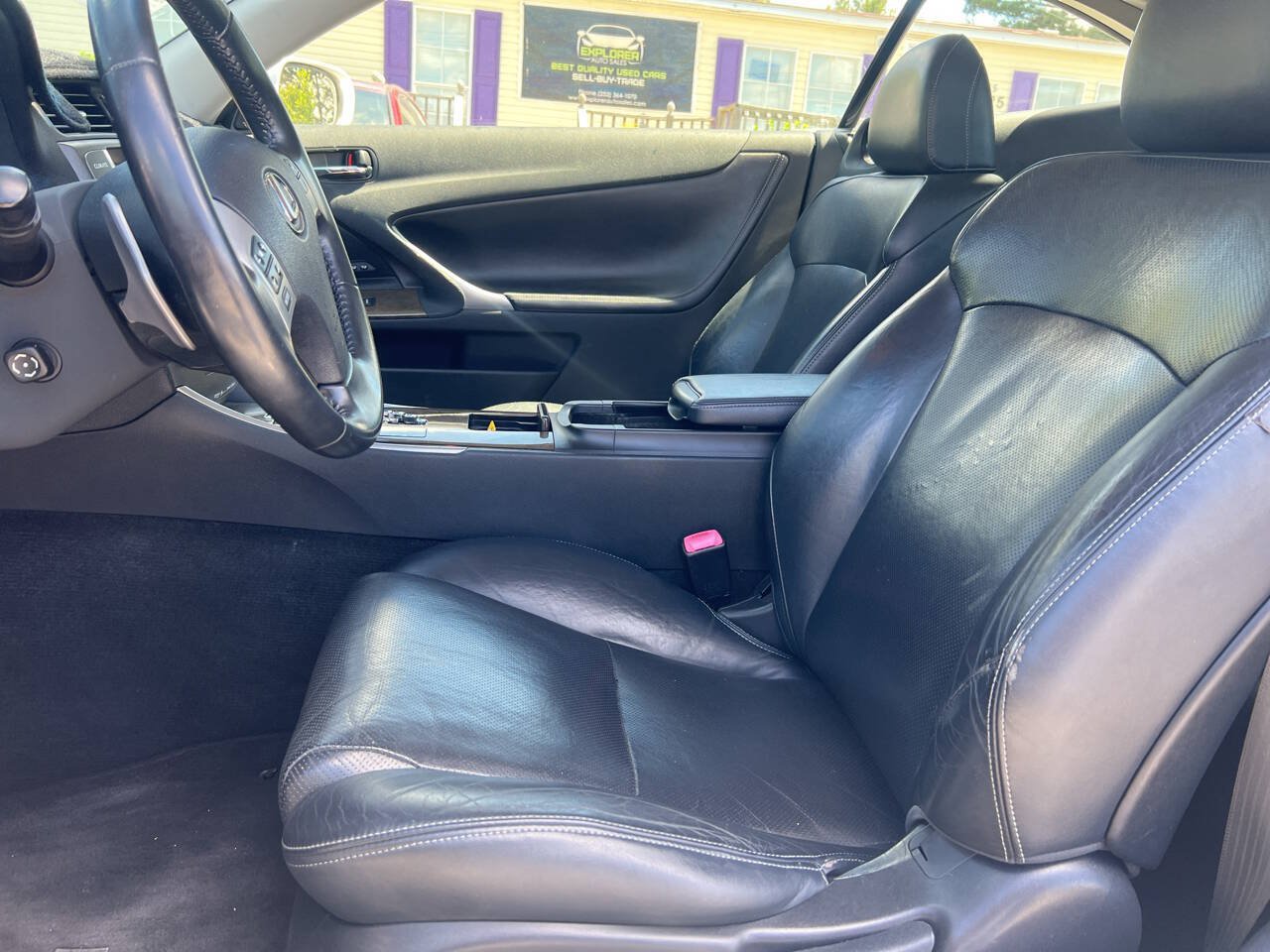Used 2013 Lexus IS 350C w/ Luxury Pkg RWD image 12