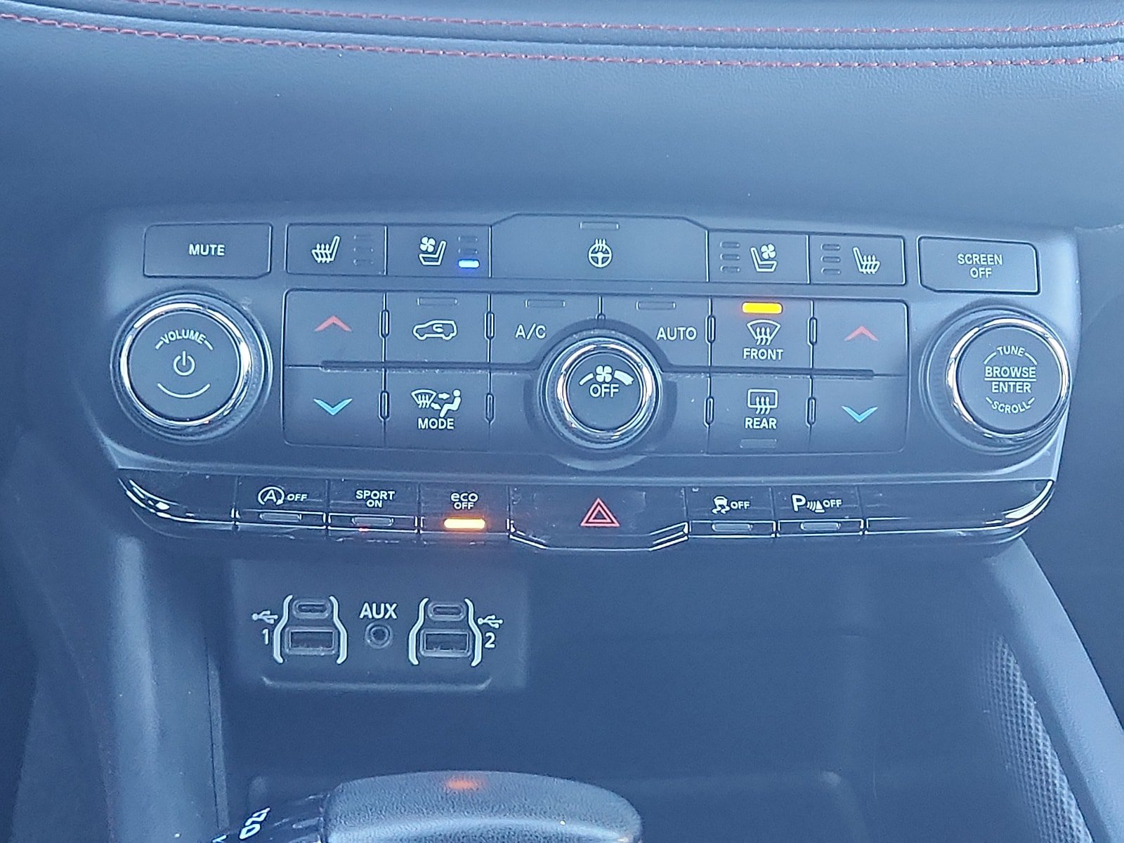 Used 2023 Dodge Durango GT AWD/4WD image 18
