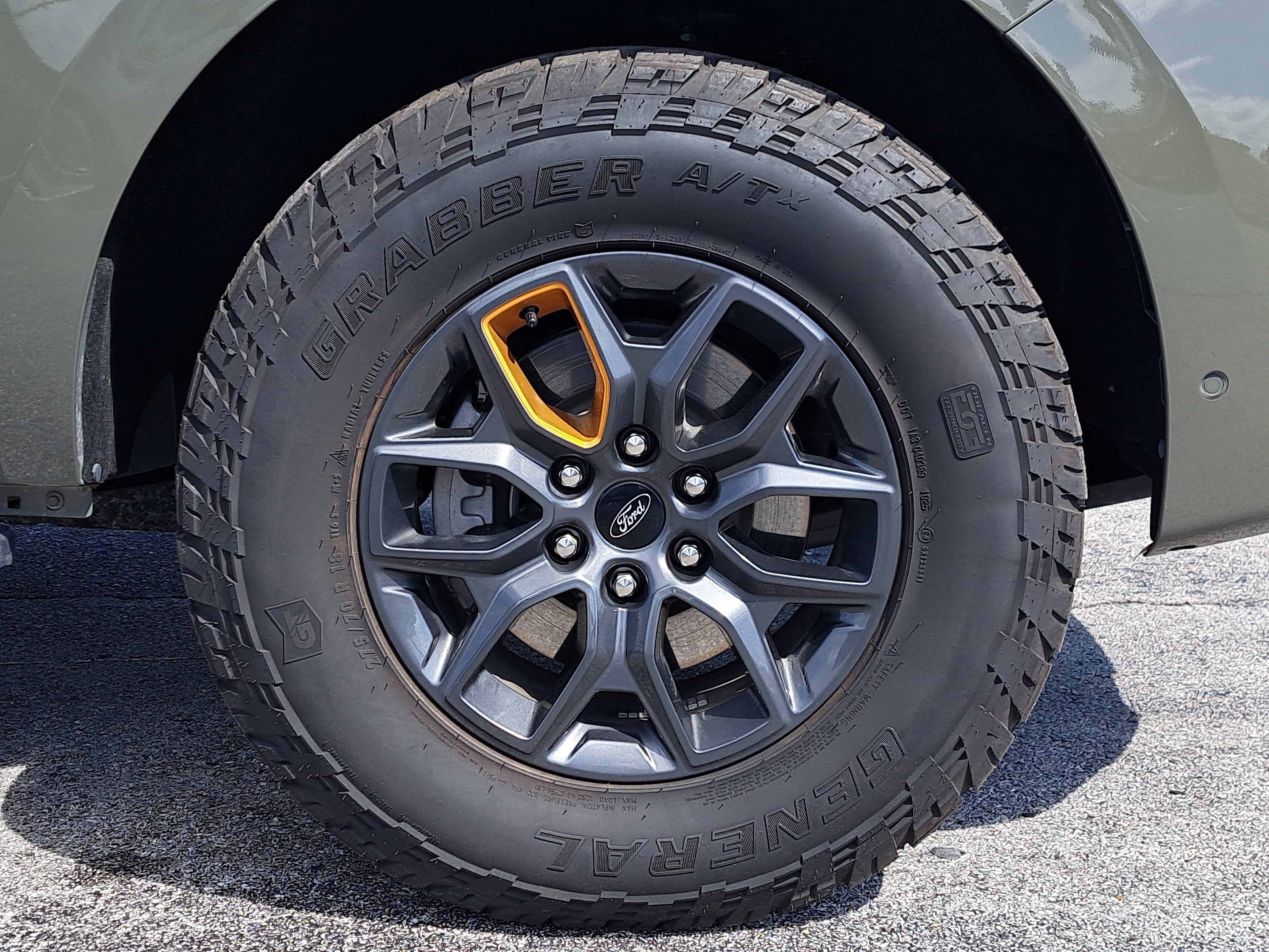 Used 2025 Ford Expedition Tremor image 9