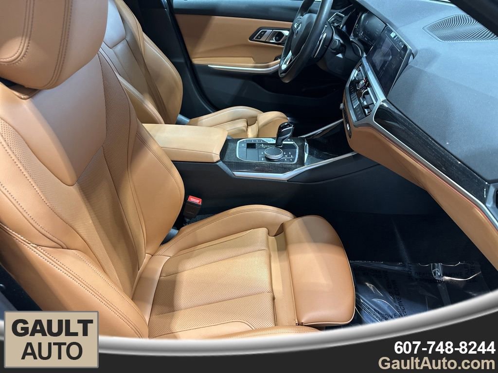 Certified 2022 BMW 330i xDrive Sedan w/ Driving Assistance Package image 20