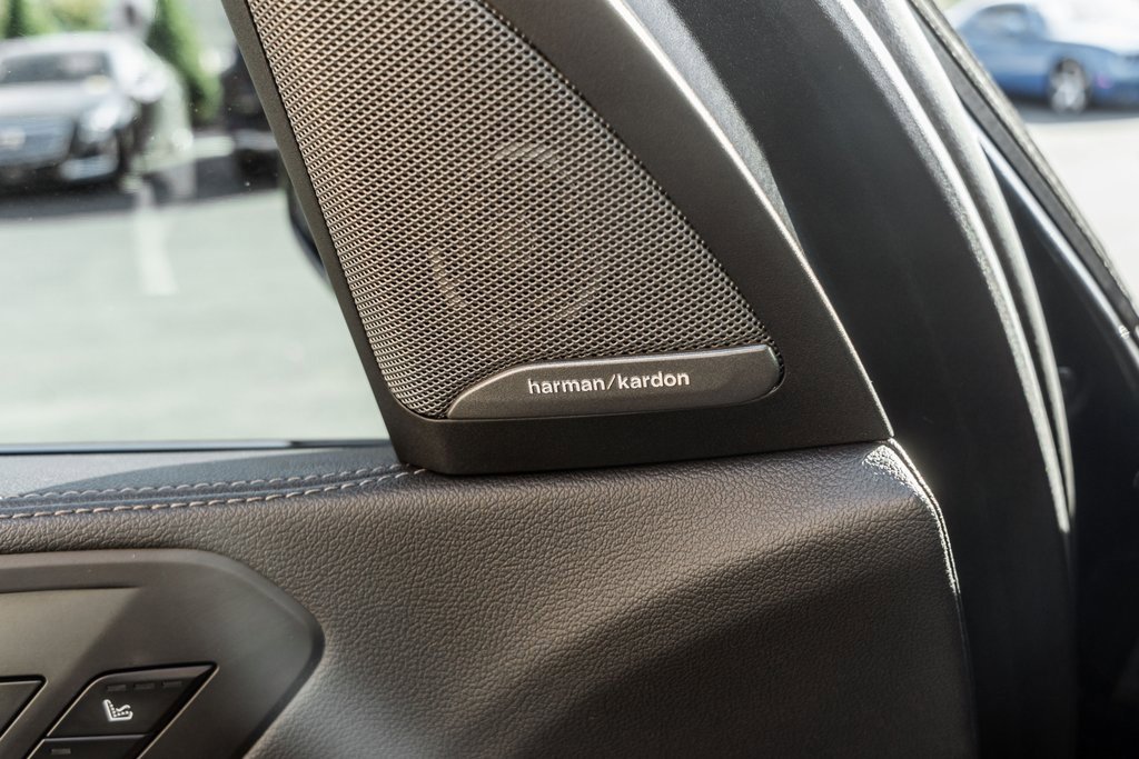 Used 2020 BMW X5 M50i image 18