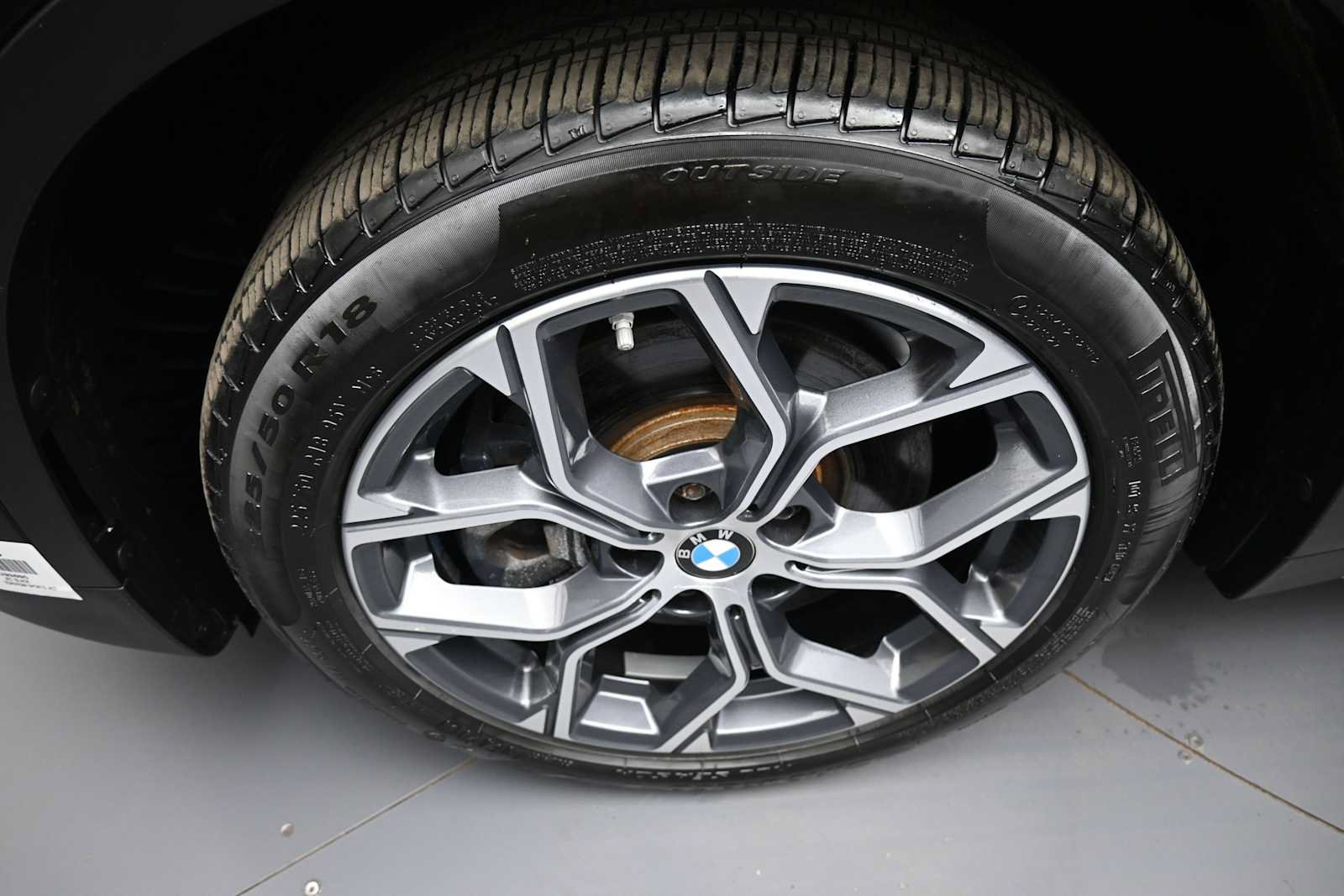 Used 2022 BMW X1 xDrive28i w/ Convenience Package AWD/4WD image 11