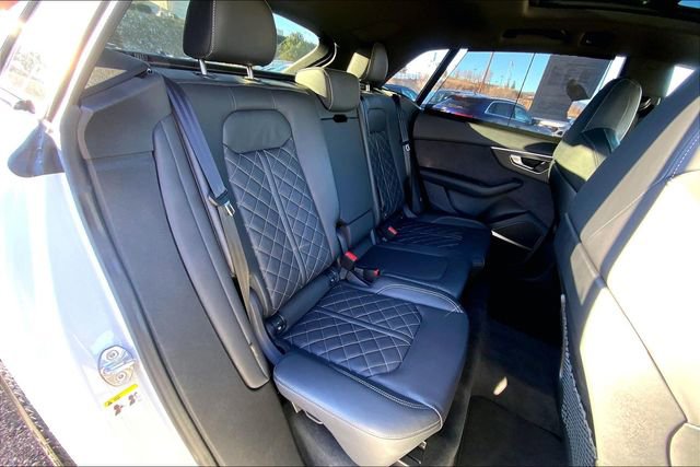 Used 2024 Audi SQ8 Premium Plus w/ Executive Package image 19