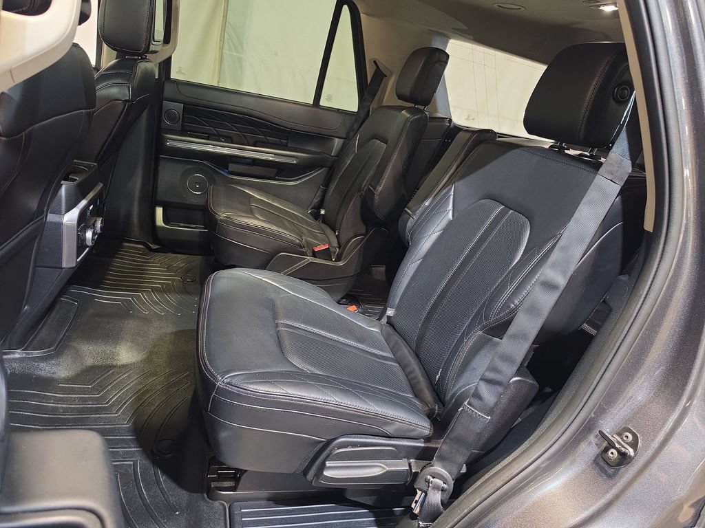 Used 2020 Ford Expedition Platinum AWD/4WD image 25
